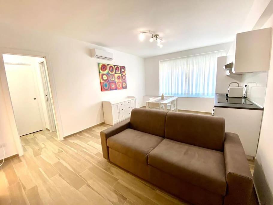 Un Raggio Di Sole Al Massimo Apartment Palermo Luaran gambar
