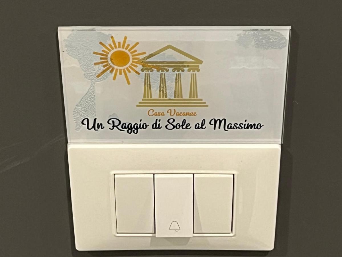 Un Raggio Di Sole Al Massimo Apartment Palermo Luaran gambar