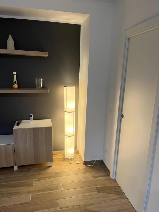 Un Raggio Di Sole Al Massimo Apartment Palermo Luaran gambar