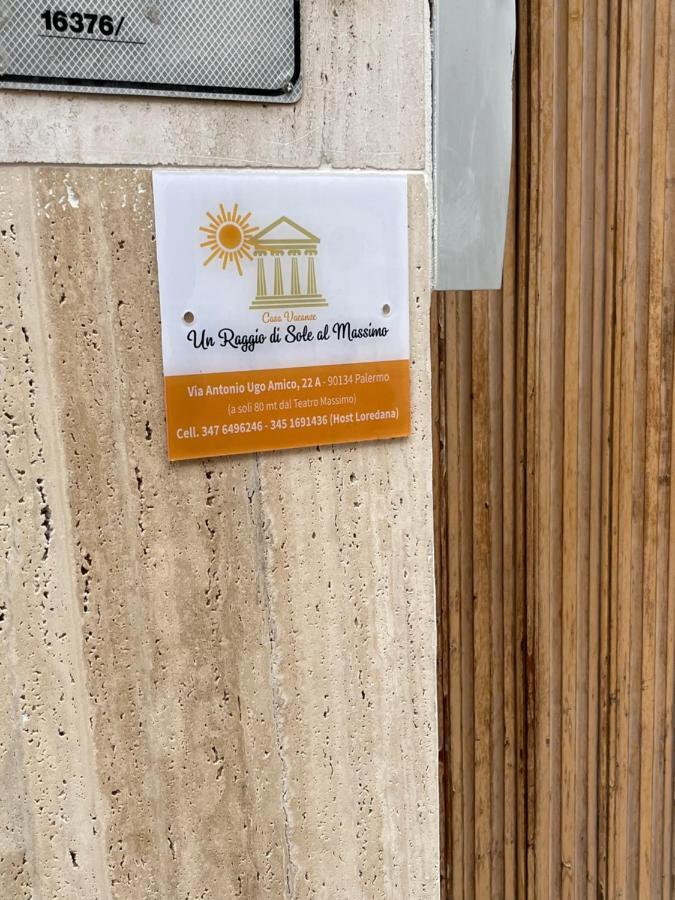 Un Raggio Di Sole Al Massimo Apartment Palermo Luaran gambar